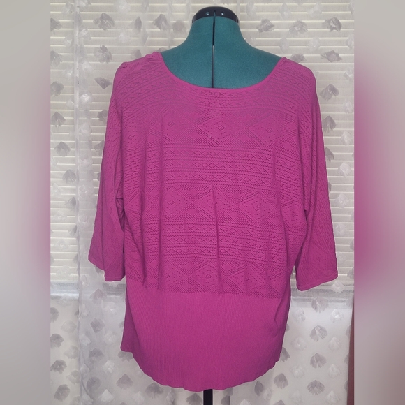 Lane Bryant Sz 24 Fuchsia Solid Tribal Aztec Faux Wrap 3/4 Sleeve V Neck Top - Picture 2 of 4